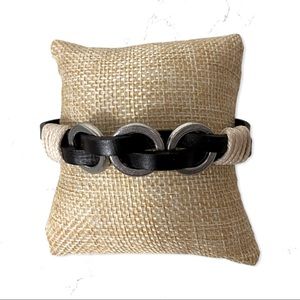 Men bracelet The tourist